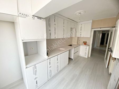 Malazgirt Mh. 3+1 Katta Asansörlü Genç Yaş Daire