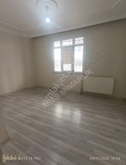 Ares'den Ardıçlı Evlerine Komşu Kiralık Giriş Kat