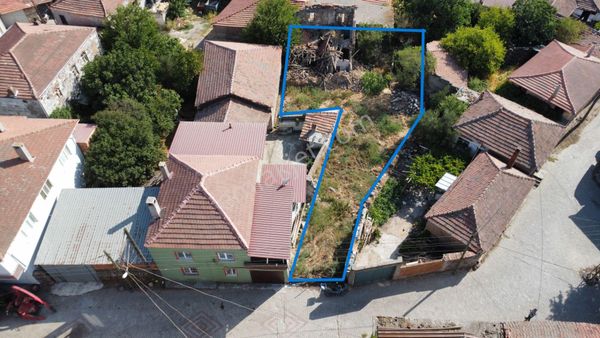 Ezine Bahçeli Köyünde İmarlı 226 M2 Arsa Han Emlak Otomotiv'den