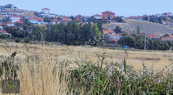 Kaynak Suyu İçinde Verimli Tarla Saldagölüne Yakın Yerleşim Yeri