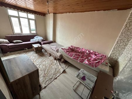 İsmetpaşa 2+1 90 M2 4. Kat Eşyalı Yabancıya Da Uygun Depozito Yok Kiralık Daire