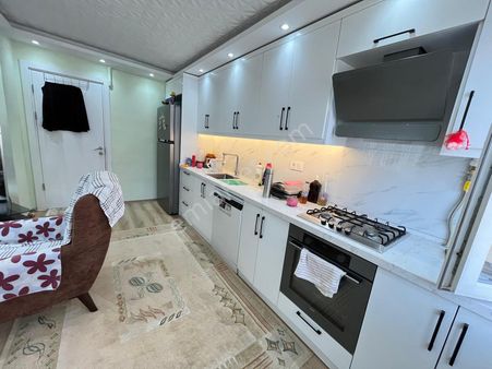 Çarşı İçinde Satılık Lüx 2+1 Ara Kat Daire