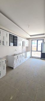 İnegöl Cerrah Mahallesinde 3+1 125 M² Sıfır Son Ara Kat Daire