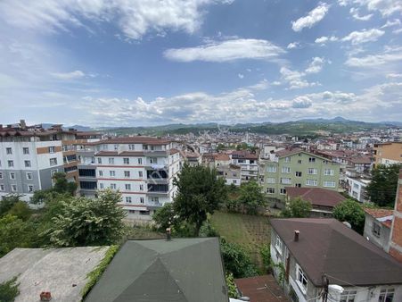 Yg'den Merkezde 3+1 Ferah Daire 4. Kat Önü Açık Manzaralı