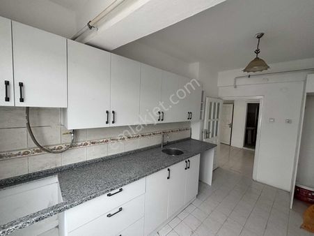 Yg'den Atatürk Mahallesi Merkzi Konum 3+1