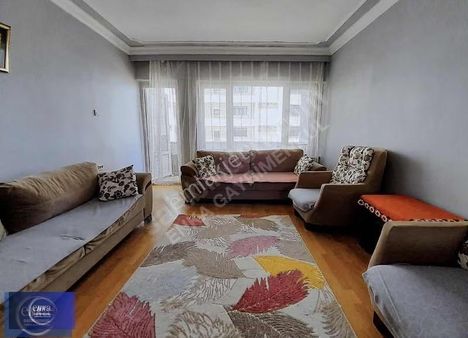 Enka'dan Körfez Fatih Mah. E-5 Arka Sokağı Satılık 3+1 Daire