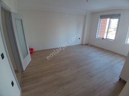 Cok Uygun Fiyata Hüsnükaraş Mh 2+1 Daire 1 Kat Doğalgazlı Asansörlü