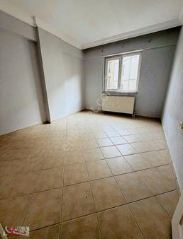 Manisa Laleli Mh. Avm Civarı 3-1 Asansörlü Arakat Daire