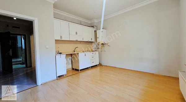 Cadde İnvestten Geçim Sokakta 1+1 Kiralık Daireler
