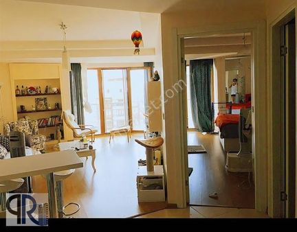 Papatya Residence 2 Merkezi Konumda Eşyalı 1+1 Satılık