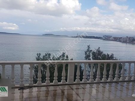 Urla Çeşmealtı Mavi Plaj Da Satılık Müstakil Ev