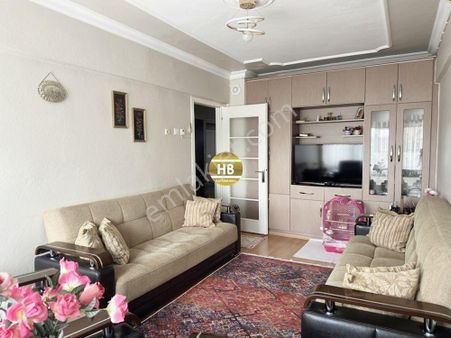 Hb'den 2+1 Satılık Daire, A.menderes Bul. Arka Sokağı Doğalgazlı