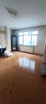 S.evler Merkezde Metrobüse 2dk.3+1 120m2 Bekara Yabanciya Uygun Kiralik Daire