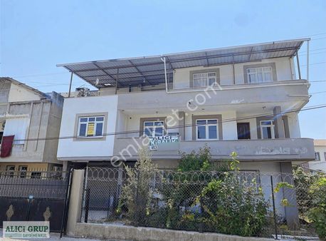 Yıldırım Beyazıt Mahallesi Okullar Yanı