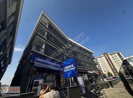 Turan'dan Yeditepe Üni Alt Kapısında Yeni Binada 1+1 Daire