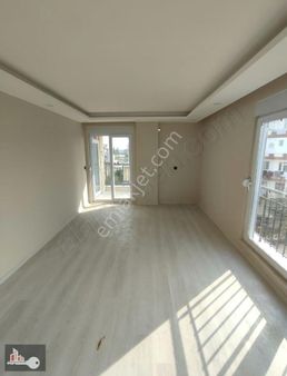 Şelale Mahallesi Sıfır 2+1 Katta Geniş Daire