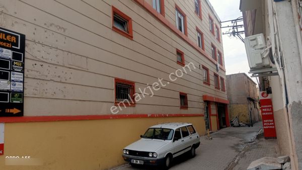 Guzenler İş Merkezinde Dayalı Döşeli Kiralık Ofis