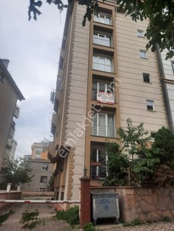 Kartal Karlıktepede Tanrıverdi Emlaktan Kiralık 3+1,daire