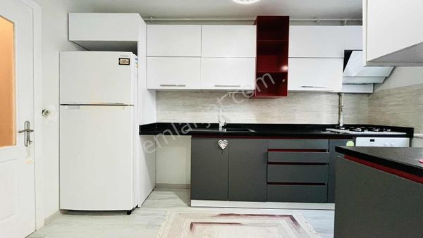 Silivri Yeni Mahalle Kiptaş 2'de Eşyalı Kiralık 2+1 Ferah Daire