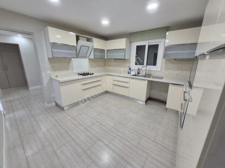 █ Konfor █ Küçükyalıda Marmaraya Yakın Masrafsız Geniş 2+1