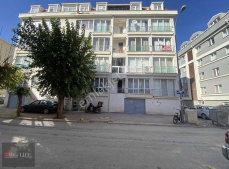 Rw Lıfe // Bahçelievler Mah.arakat Asansörlü 2+1 Satılık Daire