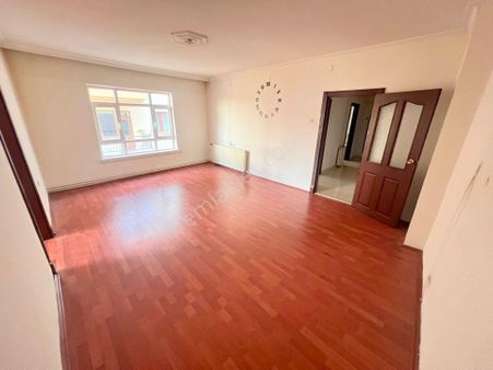 Şafak'tan Meteoroloji Yanı 3+1 Orta Kat Güney 1 Oda Bağımlı Ful!