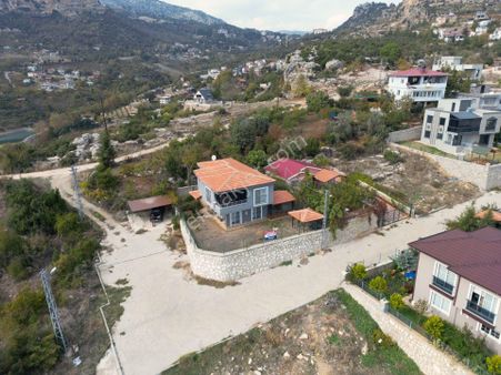 Thor'dan Toroslar Göznede Korum Köyü Eşyalı Dublex Satılık Villa
