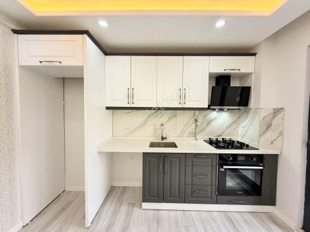 Utku Emlak'tan Altınkum'da Ön Cephe Kapalı Otoparklı 2+1 Daire