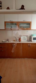 Mustakıl Aarayan Lara