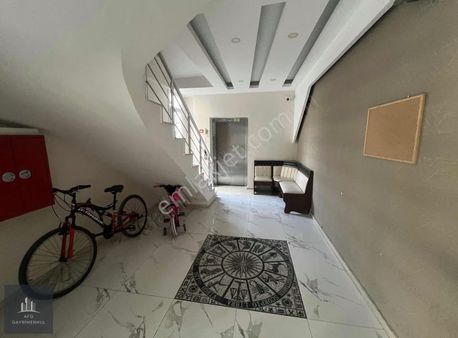 100. Yıl Dış Has Civarı 2+1 Kapalı Mutfak 30 M2 Teraslı