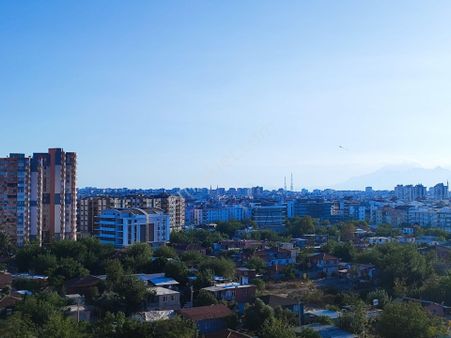 Şehir Merkezinde Havalimanı Ve Çevreyolu Dibinde Geniş 3+1 Daire