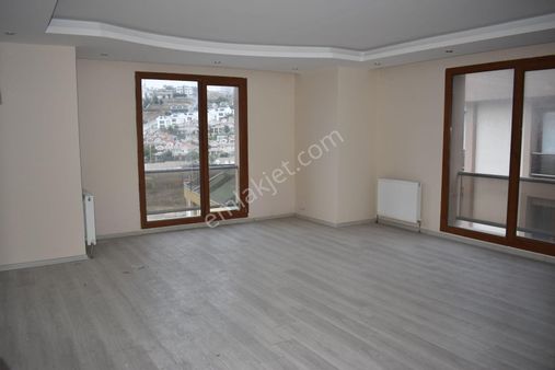 Büyükçekmece Cumhuriyet Mah Manzaralı Lüx Havuzlu Sitede 5+1 Satılık Dubleks