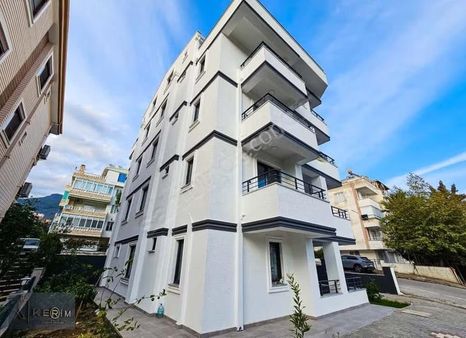 Kerim'den Altınoluk'ta Satılık 2+1 Daire Denize Sadece 100 Metre