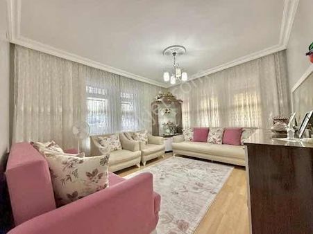 Belediye Binası Yak.içi Yapılı,altı Daire Güney Cephe 3+1 Daire