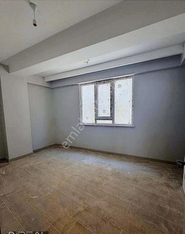 Ömerağa Mah. Hatboyu Yanı Asansörlü Balkonlu Kiralık 2+0 Daire