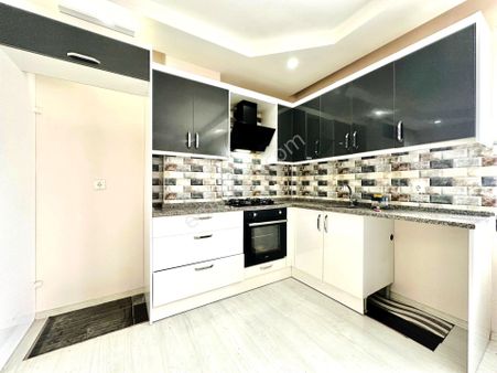 ♫melodi'den İkizçay'ın Nezih Konumunda Ara Kat Ön Cephe Deluxe Yapıda 1+1 Daire