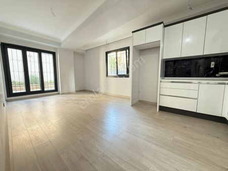 Focus'tan Metro'ya 1 Dk, Bahçe Kullanımlı, Ferforjeli, Geniş 2+1