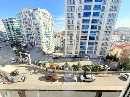 Natoyolu Cadde Dibi 4. Kat Konumunda 125 M2 / 3+1 Kiralık Daire