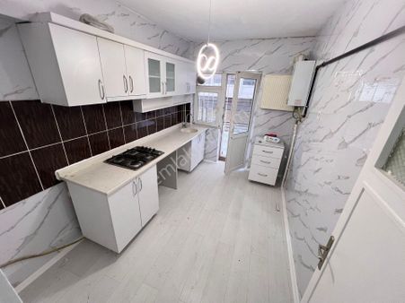 Keçiören Etlikte Merkezi Lokasyon Yapılı 2+1 Satılık Daire