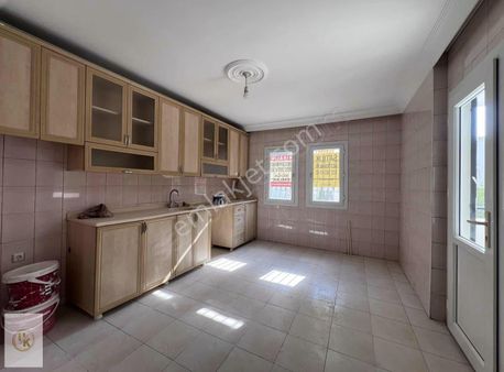 Mağfesığmaz Gastronomi Pazarı Civ 3+1 K.mutfak+ Kiler Geniş