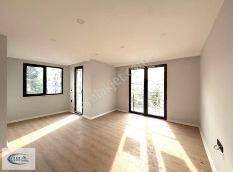 Satılık 2+1 Ara Kat Daire 80 M2 Osmangazi De Yeni Bina