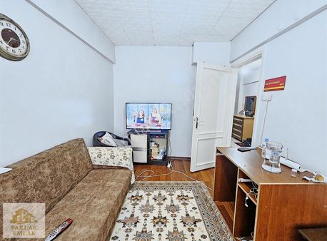 Parlak'tan Sultantepe'de 1+1 Fırsat Daire