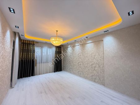 Otogar Yukarısı Alpaslan Mahallesi Satılık 2+1 Daire