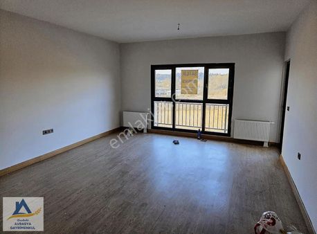 Kayasehir 26 Böigede Satıiık Sıfır Arakat Daire