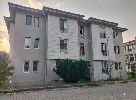 Atlastan/kalıcı Konutlarda Geniş 3+1 Kiralık Daire