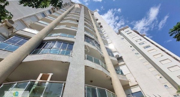 Altıntaş'ta Geniş 3+1 Satılık Daire