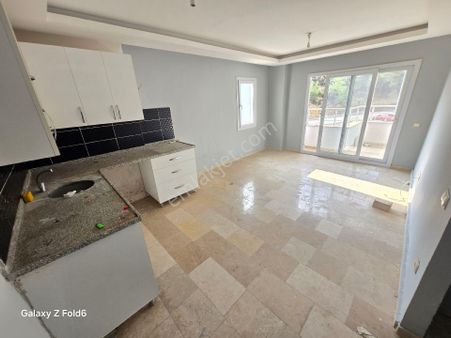 Gültepede Cadde Üzeri Teraslı 2+1