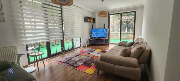 Çekmeköy Merkez Mh. Havuzlu Çok Keyifli 2+1 Bahçe Katı Net80m2