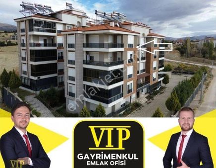 Vıp Gayrimenkul' Den 3+1 Site İçerisinde Manzaralı 150 M² Daire