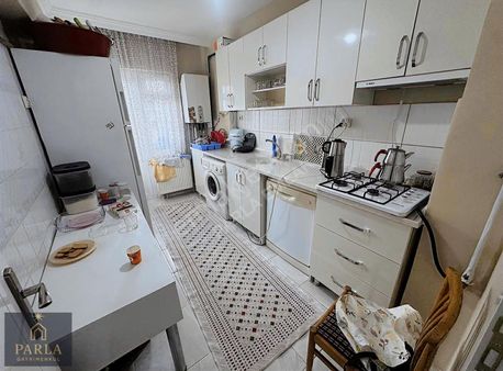 Parla Emlak'tan Atatürk Mah. 3+1/2.kat/110m2